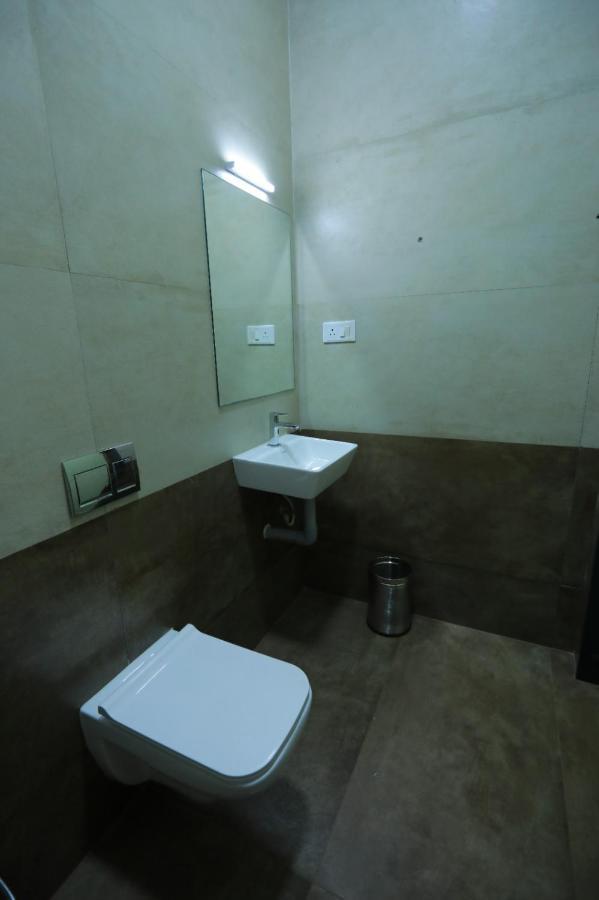 Hotel Ashok Palace Karur  Экстерьер фото