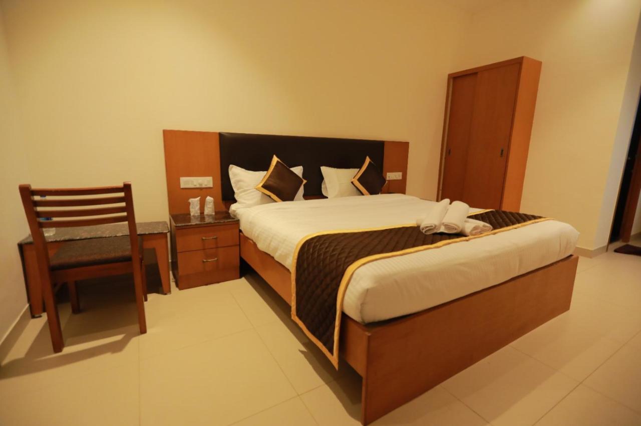 Hotel Ashok Palace Karur  Экстерьер фото